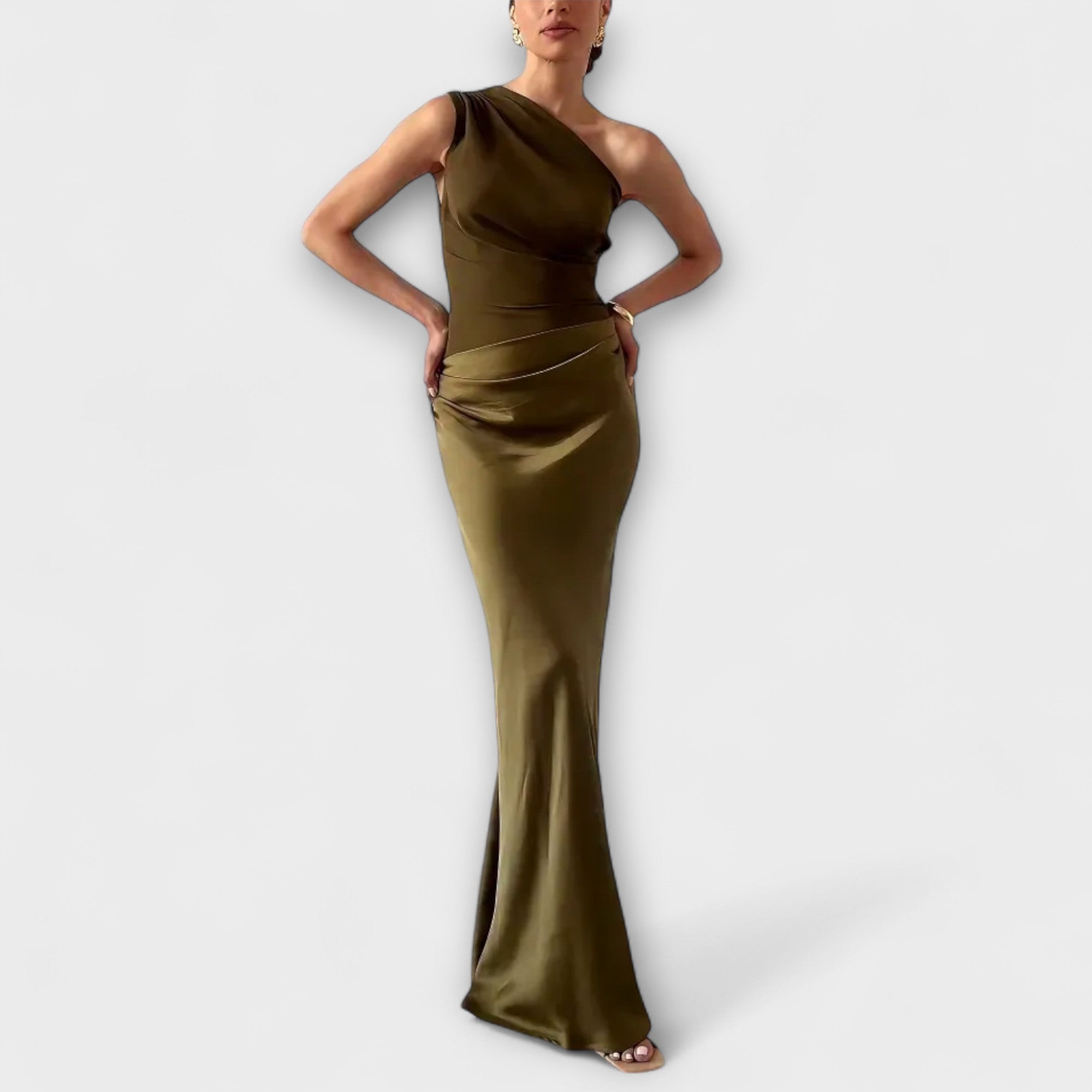 Vera – Vestido Asimétrico Satinado